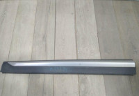 Молдинг двери передний левый бу BMW X4 F26 OEM 51137352555