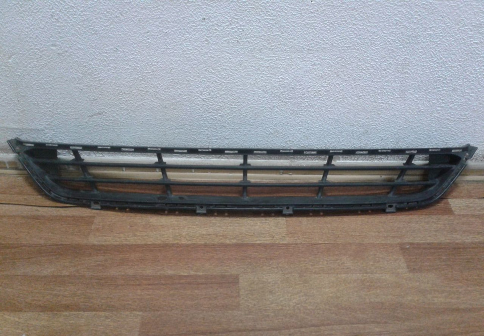Решетка переднего бампера Hyundai Santa Fe 3 рестайл oem 865602waa0