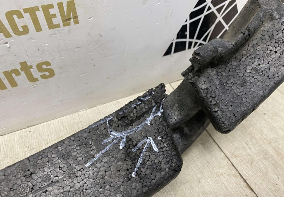 Абсорбер переднего бампера Hyundai Grand Santa Fe 3 oem 86520b8AA0 Абсорбер переднего бампера Hyundai Grand Santa Fe 3 oem 86520b8AA0