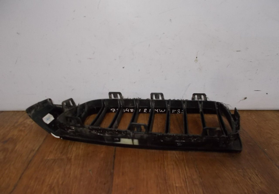 Решетка радиатора правая бу BMW 4 F32 OEM 7294814 Решетка радиатора правая бу BMW 4 F32 OEM 7294814