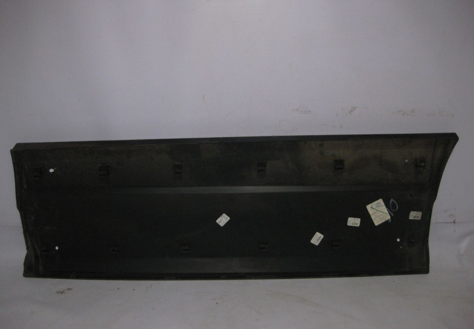 Молдинг двери передний левый Chevrolet Niva oem 212308212141550 (вмятина) (скл-3) Молдинг двери передний левый Chevrolet Niva oem 212308212141550 (вмятина) (скл-3)