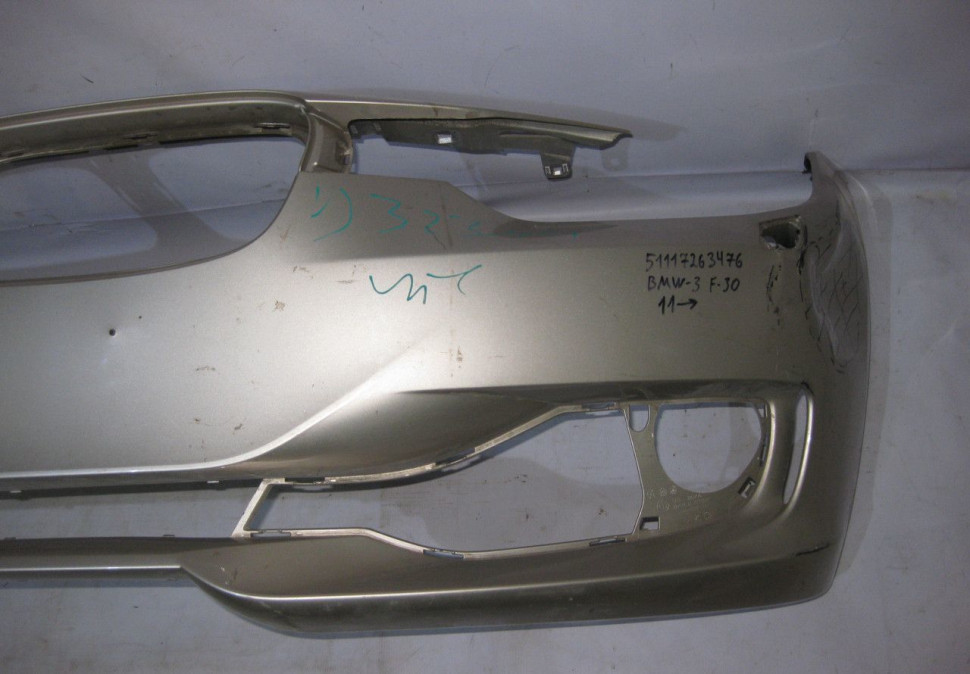 Бампер передний BMW 3 F30 OEM 51117263476 (вмятина) (скл-3)