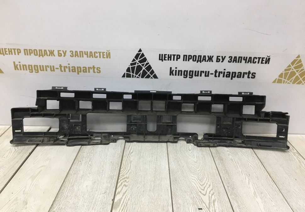 Кронштейн заднего бампера Renault Koleos 2 OEM 850425969R