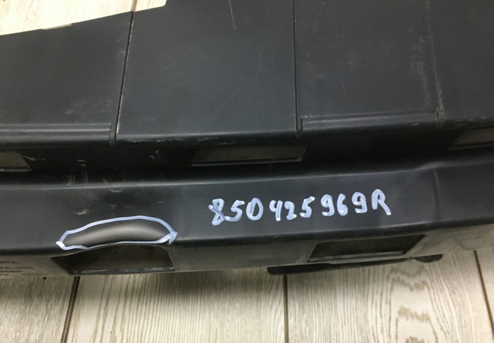 Кронштейн заднего бампера Renault Koleos 2 OEM 850425969R