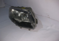 Фара правая бу Skoda Octavia A7 OEM 5E1941016 (слом. 1 крепл.) (скл-3)
