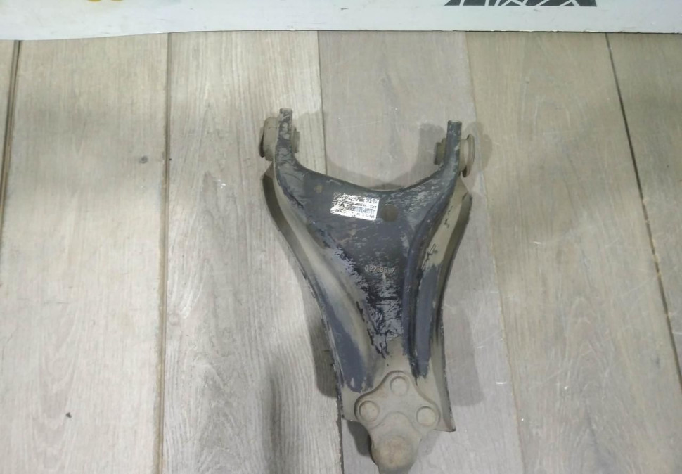 Рычаг передний левый бу Renault Logan OEM 545013266R