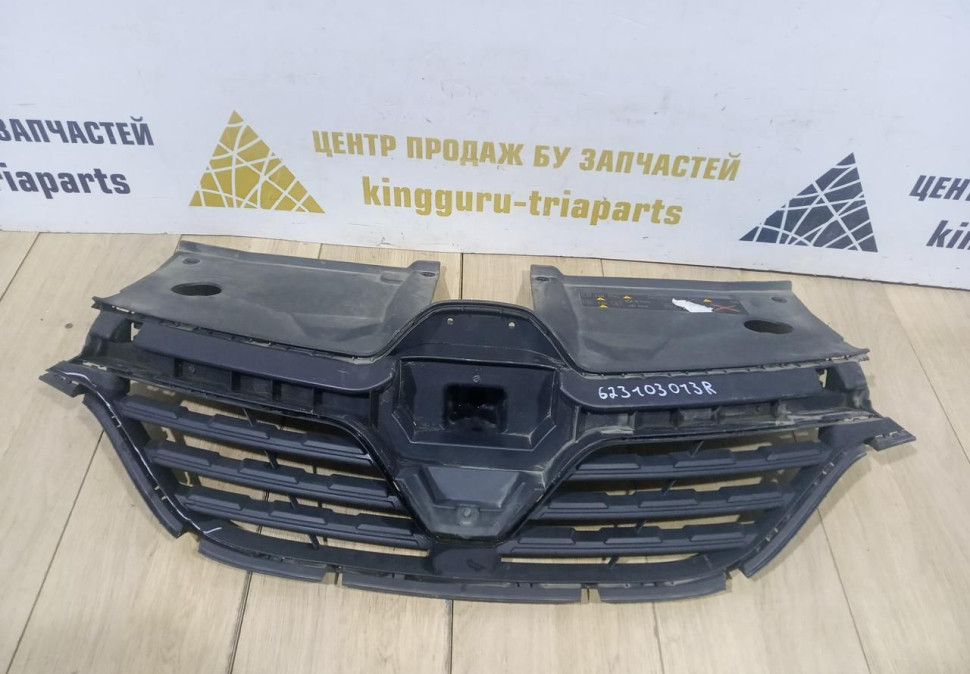 Решетка радиатора бу Renault Arkana OEM 623103013R