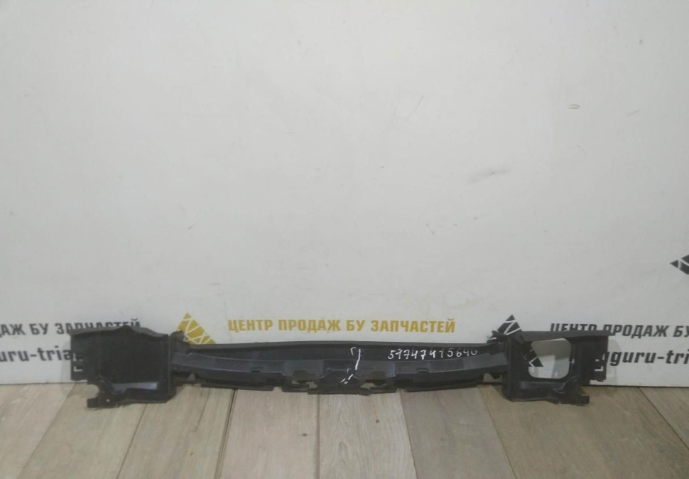 Воздуховод радиатора верхний бу BMW 6 G32 OEM 51747415640