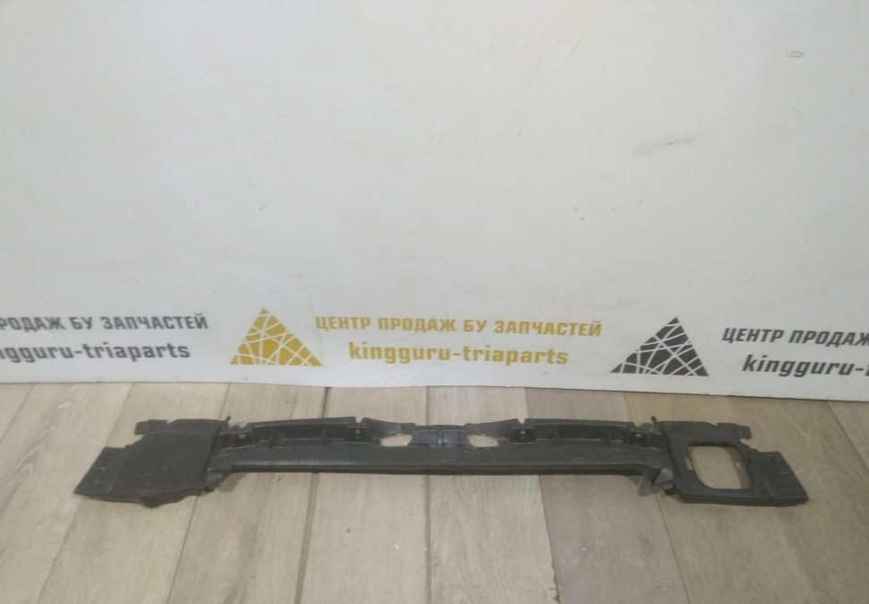 Воздуховод радиатора верхний бу BMW 6 G32 OEM 51747415640 Воздуховод радиатора верхний бу BMW 6 G32 OEM 51747415640