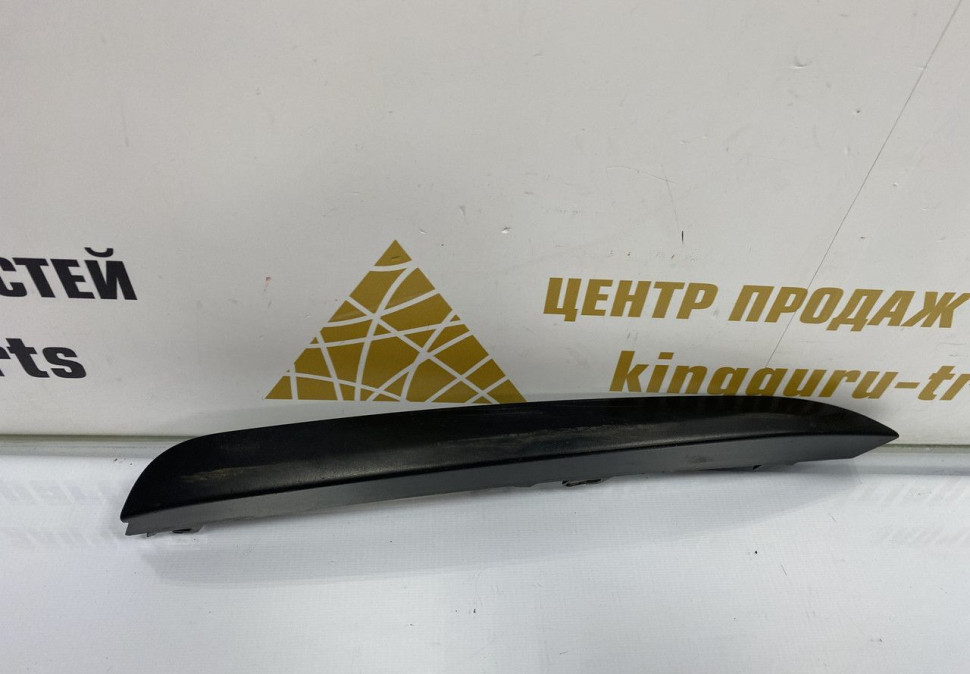 Накладка решётки правая BMW 3 F30 OEM 51117397616
