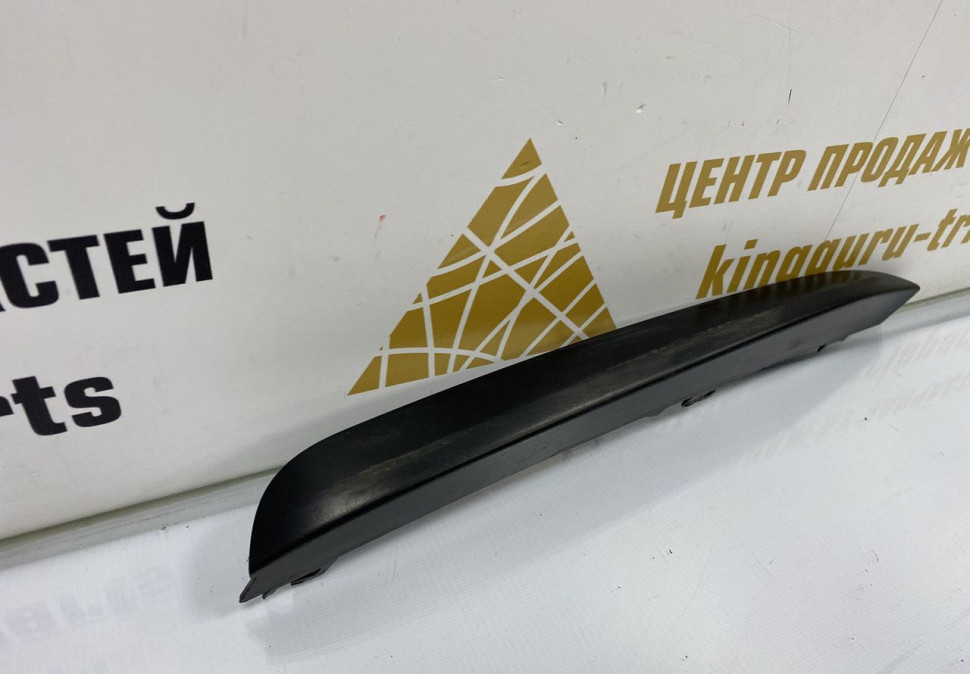Накладка решётки правая BMW 3 F30 OEM 51117397616
