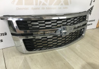Решетка радиатора Chevrolet Tahoe 4 2014 OEM 84724083