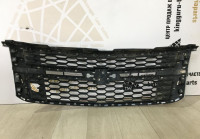 Решетка радиатора Chevrolet Tahoe 4 2014 OEM 84724083