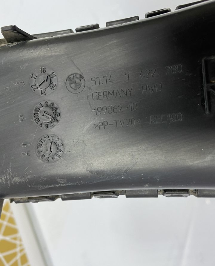 Воздуховод тормозов правый BMW 3 G20 OEM 51747422280 Воздуховод тормозов правый BMW 3 G20 OEM 51747422280