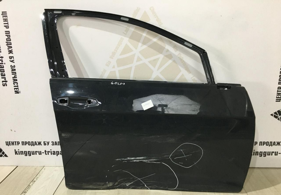 Дверь передняя правая Volkswagen Golf 7 oem 5G4831056AK