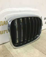 Решетка радиатора левая BMW X3 G01 OEM 51138091725