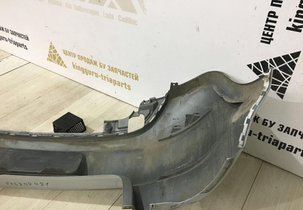 Бампер задний Volkswagen Golf 6 09-12 oem 5K6807421 Бампер задний Volkswagen Golf 6 09-12 oem 5K6807421