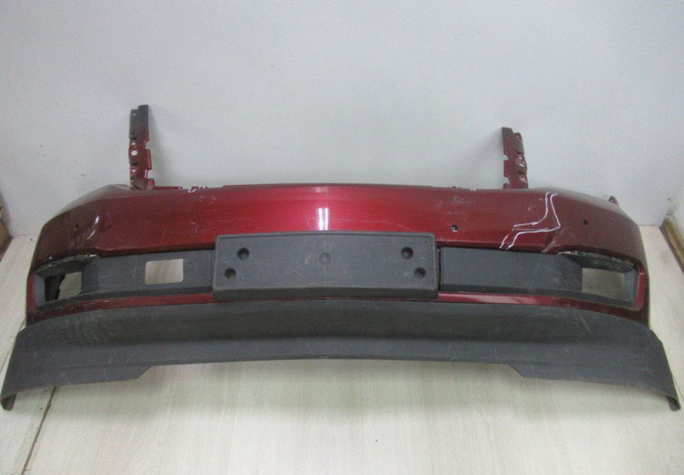 Бампер передний Chevrolet Tahoe 4 oem 22936492 (трещины) (скл-3)