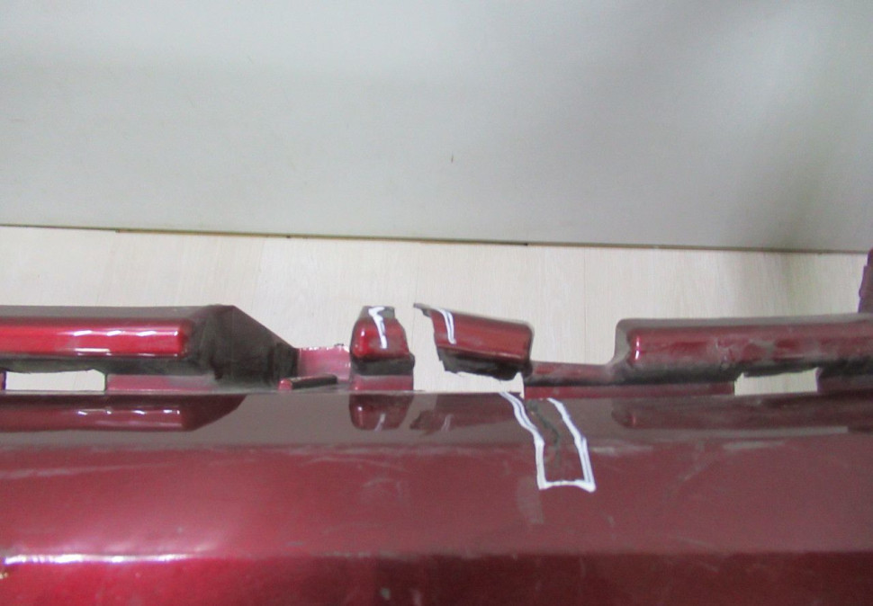 Бампер передний Chevrolet Tahoe 4 oem 22936492 (трещины) (скл-3) Бампер передний Chevrolet Tahoe 4 oem 22936492 (трещины) (скл-3)