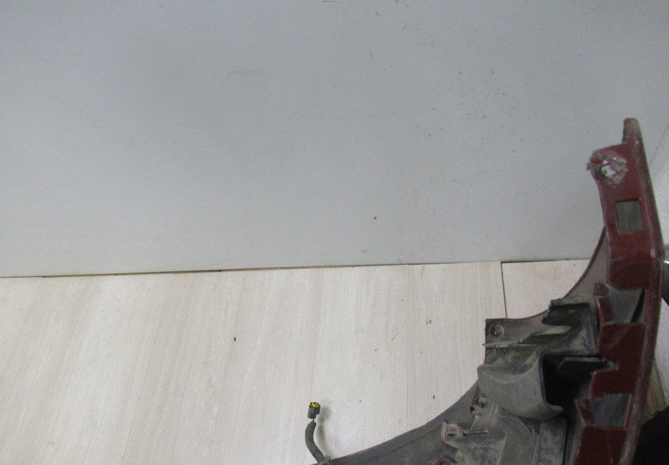 Бампер передний Chevrolet Tahoe 4 oem 22936492 (трещины) (скл-3) Бампер передний Chevrolet Tahoe 4 oem 22936492 (трещины) (скл-3)