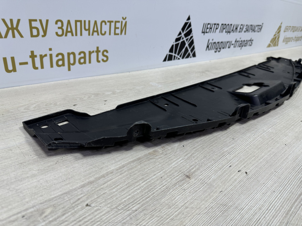 Накладка передней панели Hyundai i40 2011 OEM 863613Z000
