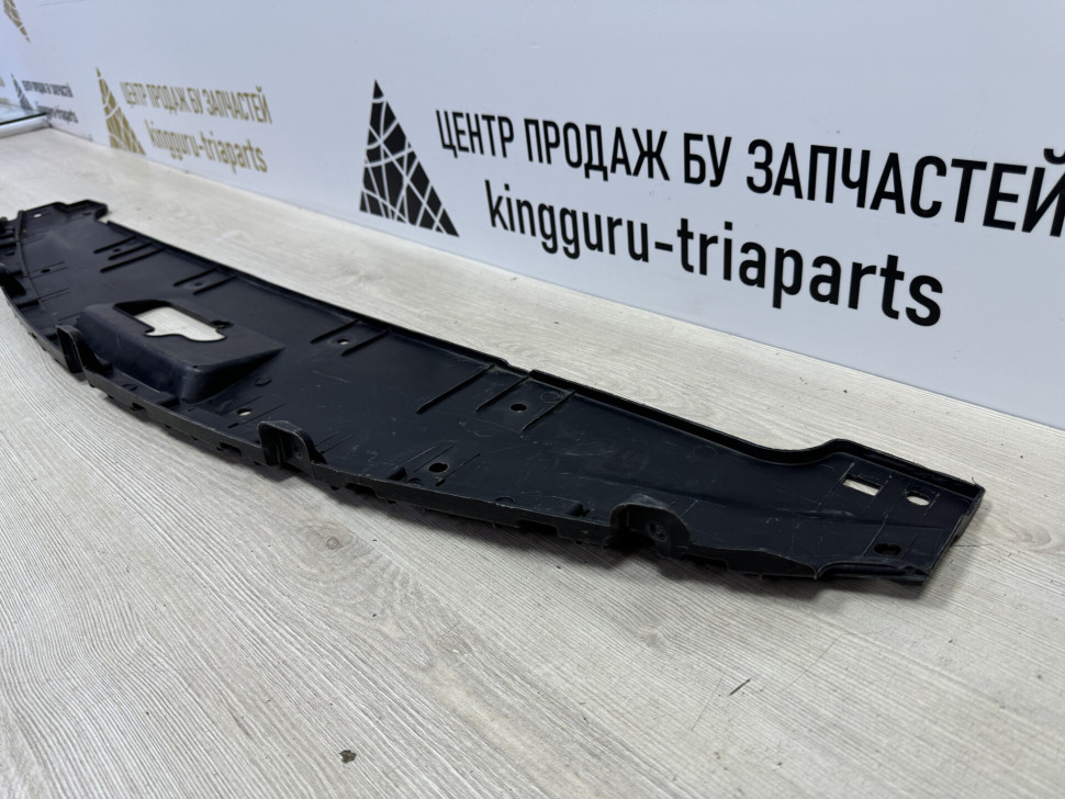 Накладка передней панели Hyundai i40 2011 OEM 863613Z000
