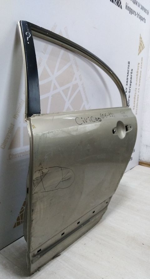 Дверь задняя левая Honda Civic 8 05-11 oem 67550SNAU00ZZ (скл-3)