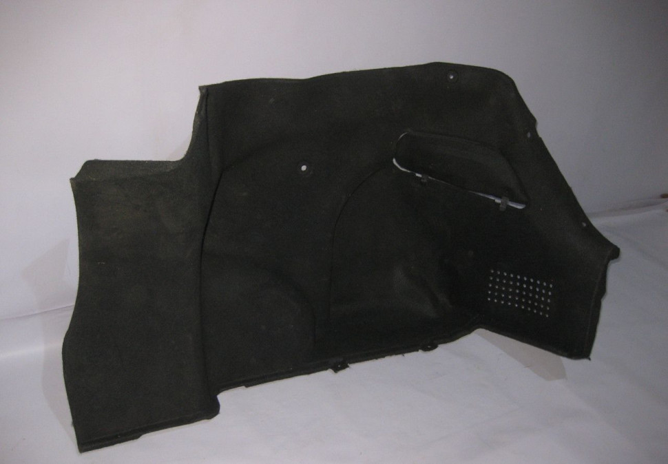 Обивка багажника правая Hyundai Solaris 1 oem 857404L000 Обивка багажника правая Hyundai Solaris 1 oem 857404L000