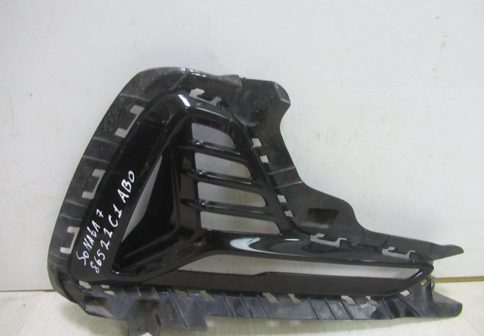Накладка Птф правая Hyundai Sonata 7 oem 86522e6710