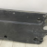 Облицовка днища Volkswagen Tiguan 1 oem 5qf825202e Облицовка днища Volkswagen Tiguan 1 oem 5qf825202e