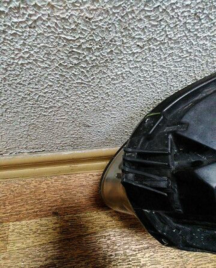 Фара правая Volkswagen Jetta 5 галоген трещины на стекле сломанным 3 крепления oem 1k6941006p Фара правая Volkswagen Jetta 5 галоген трещины на стекле сломанным 3 крепления oem 1k6941006p