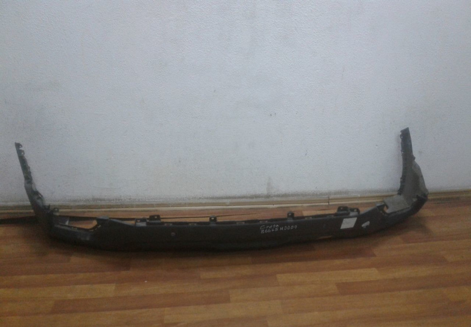 Спойлер заднего бампера Hyundai Creta oem 86665m0000 (скл-3)