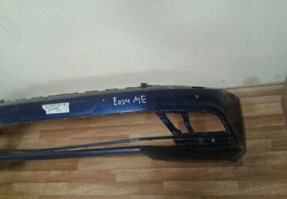 Бампер передний Volkswagen Jetta 6 15- OEM 5CU807221 (Скл-1)