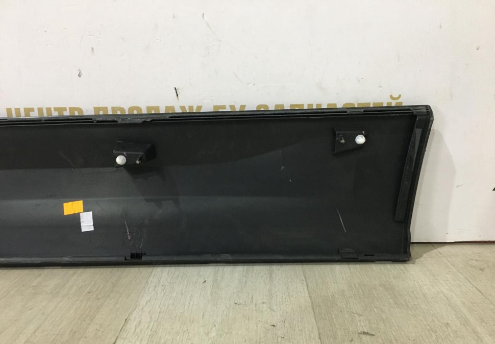 Молдинг двери задний правый Skoda Karoq OEM 57A854950