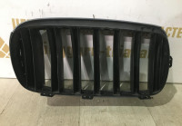 Решетка радиатора левая BMW X5 F15 OEM 7316075