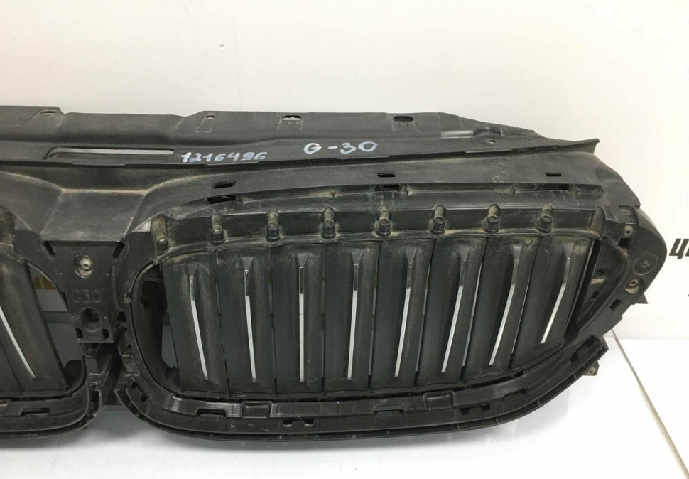 Заслонка решетки (жалюзи) BMW 5 G30 OEM 51747474368 Заслонка решетки (жалюзи) BMW 5 G30 OEM 51747474368