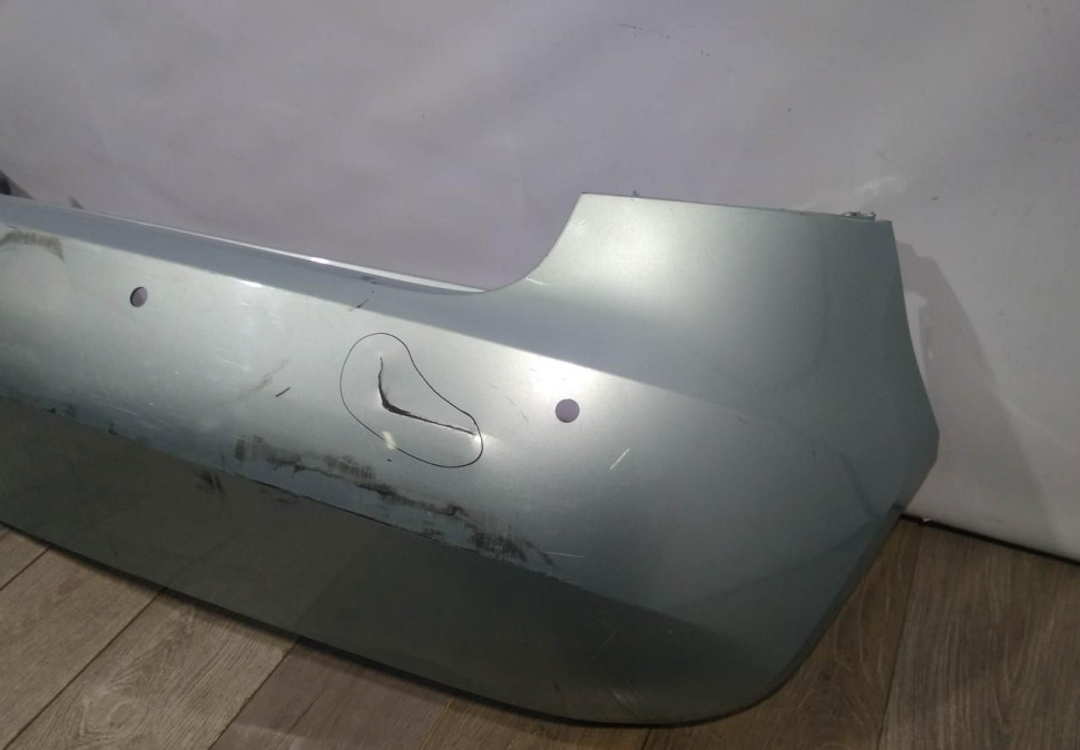 Бампер задний бу Skoda Fabia OEM 5J6807421H