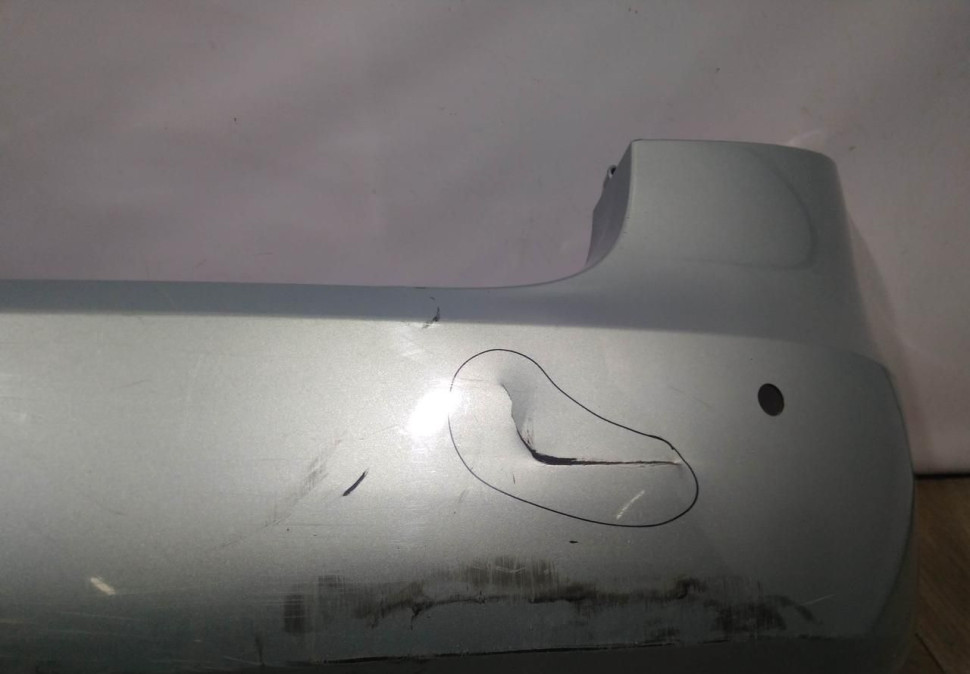 Бампер задний бу Skoda Fabia OEM 5J6807421H