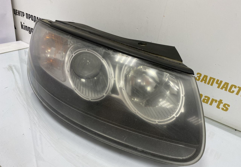 Фара правая Hyundai Santa Fe 2 рестайлинг 2009 OEM 921022B025