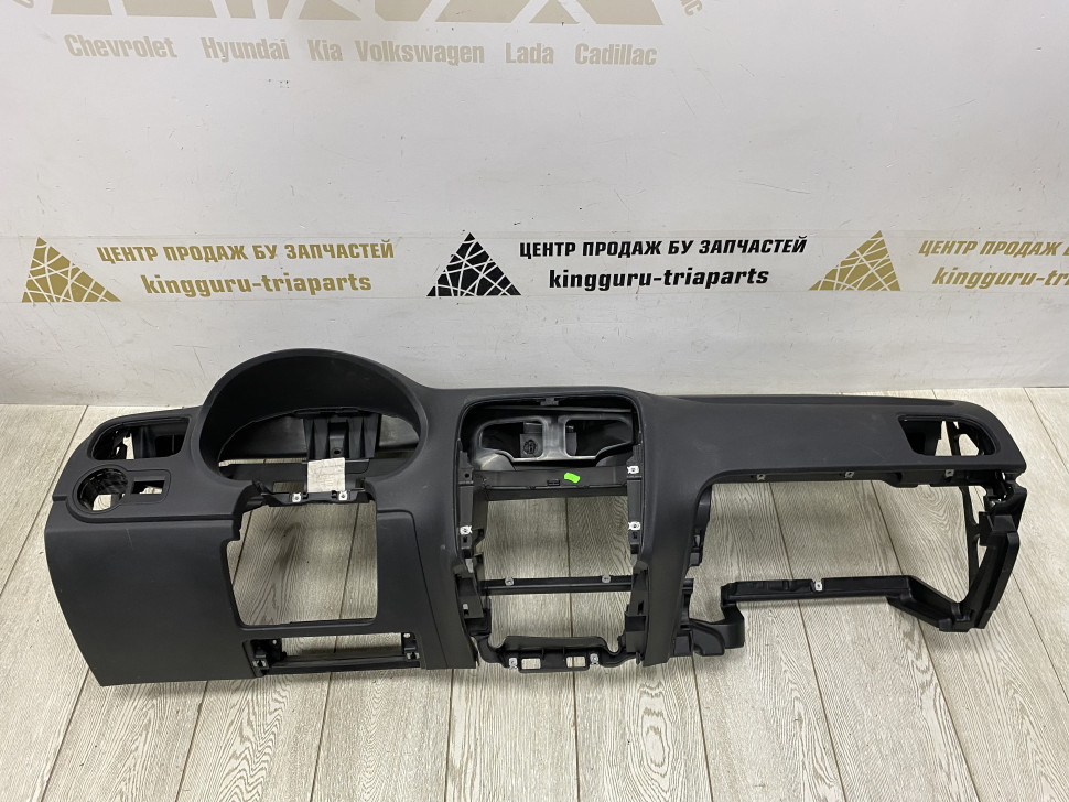 Торпедо Volkswagen Polo 5 2009 OEM 6RU857001AA