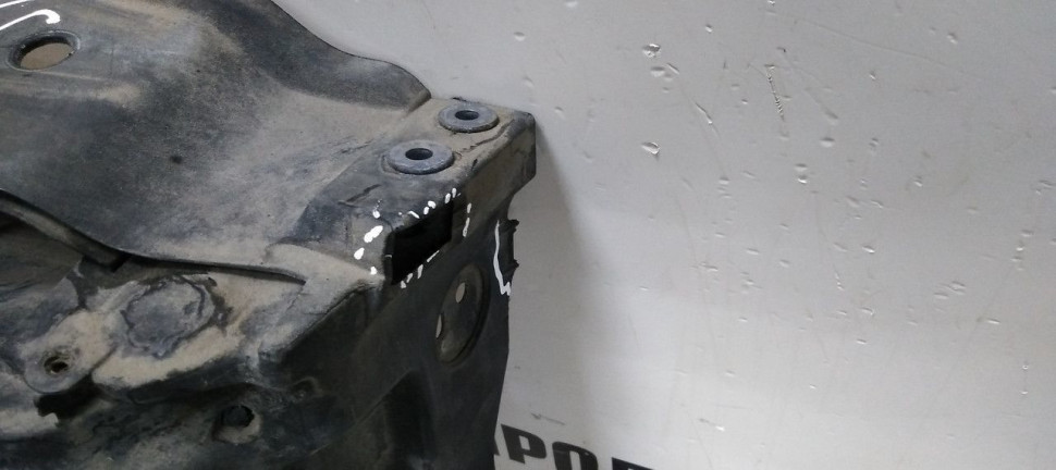 Панель передняя Volkswagen Golf 6 (09-12) oem 5K0805594D Панель передняя Volkswagen Golf 6 (09-12) oem 5K0805594D