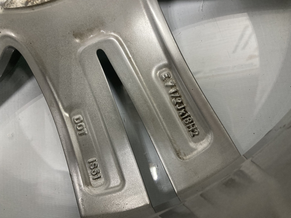 Диск колесный литой R18 бу BMW X1 F48 OEM 36107850456 Диск колесный литой R18 бу BMW X1 F48 OEM 36107850456