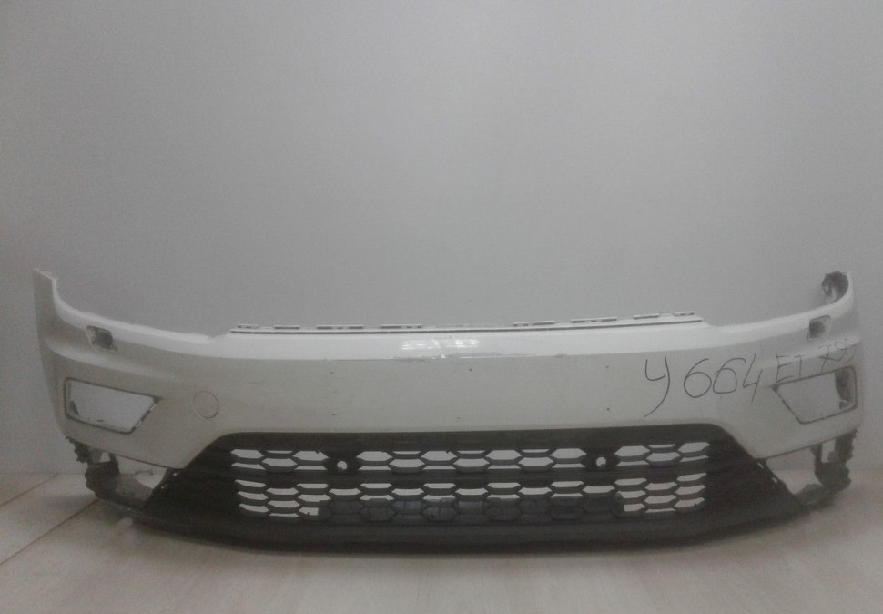 Бампер передний Volkswagen Tiguan 2 oem 5NA807221