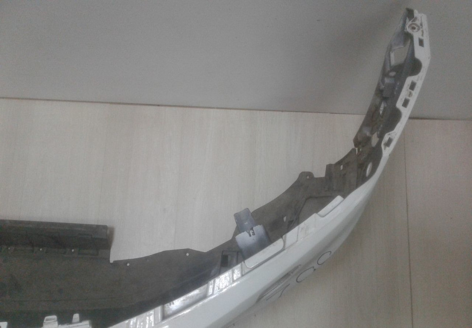 Бампер передний Volkswagen Tiguan 2 oem 5NA807221