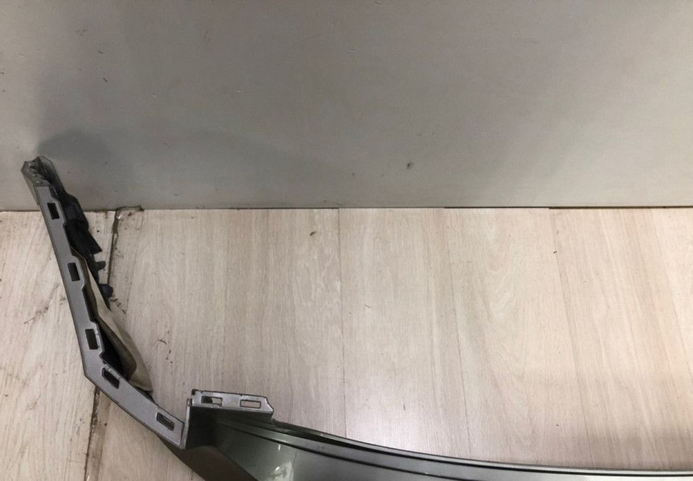 Бампер задний Volkswagen Tiguan 2 oem 5na807421 (трещина)