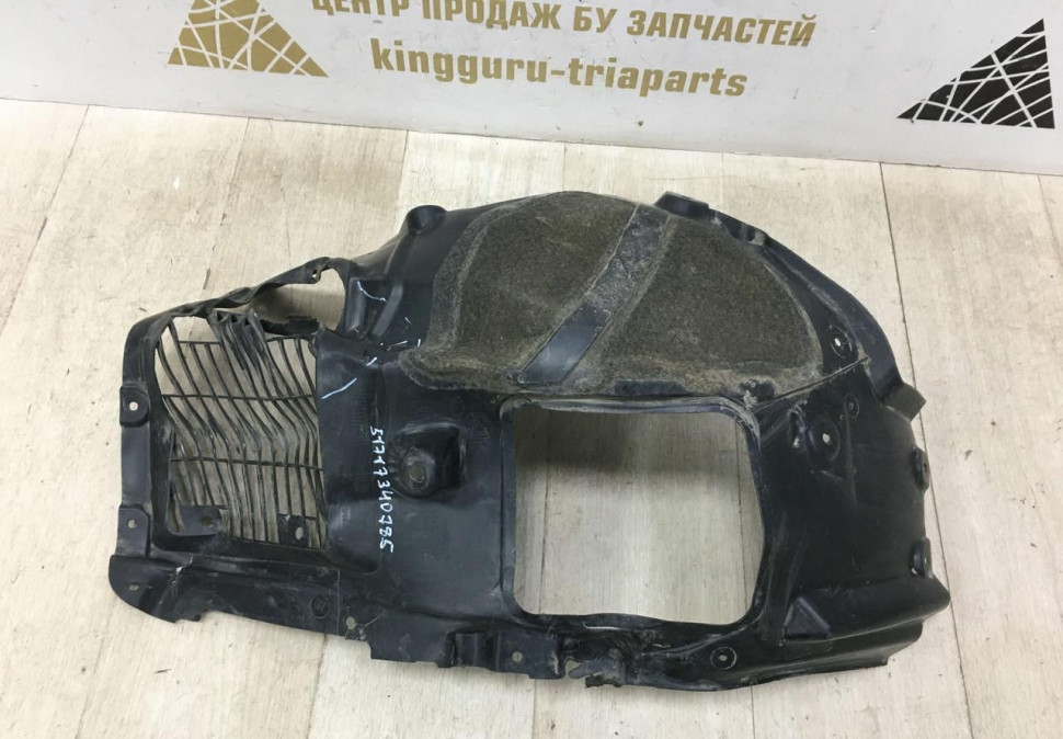 Подкрылок передний левый  BMW 5 G30 2017 OEM 51717340785