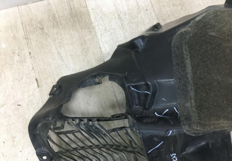 Подкрылок передний левый  BMW 5 G30 2017 OEM 51717340785