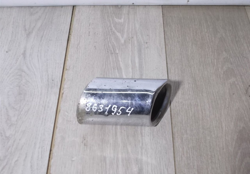 Насадка глушителя бу BMW 5 G30 OEM 8631954