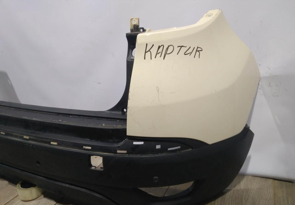 Бампер задний бу Renault Kaptur OEM 850220429R (В) Бампер задний бу Renault Kaptur OEM 850220429R (В)