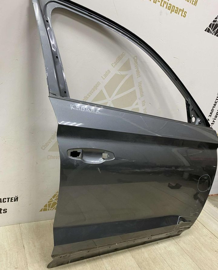 Дверь передняя правая Skoda Kodiaq OEM 565831056 Дверь передняя правая Skoda Kodiaq OEM 565831056